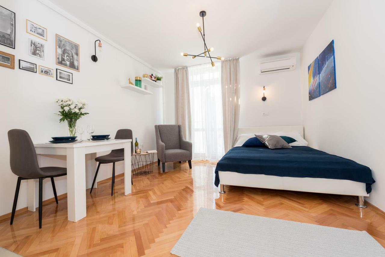Apartment Var Split Zewnętrze zdjęcie