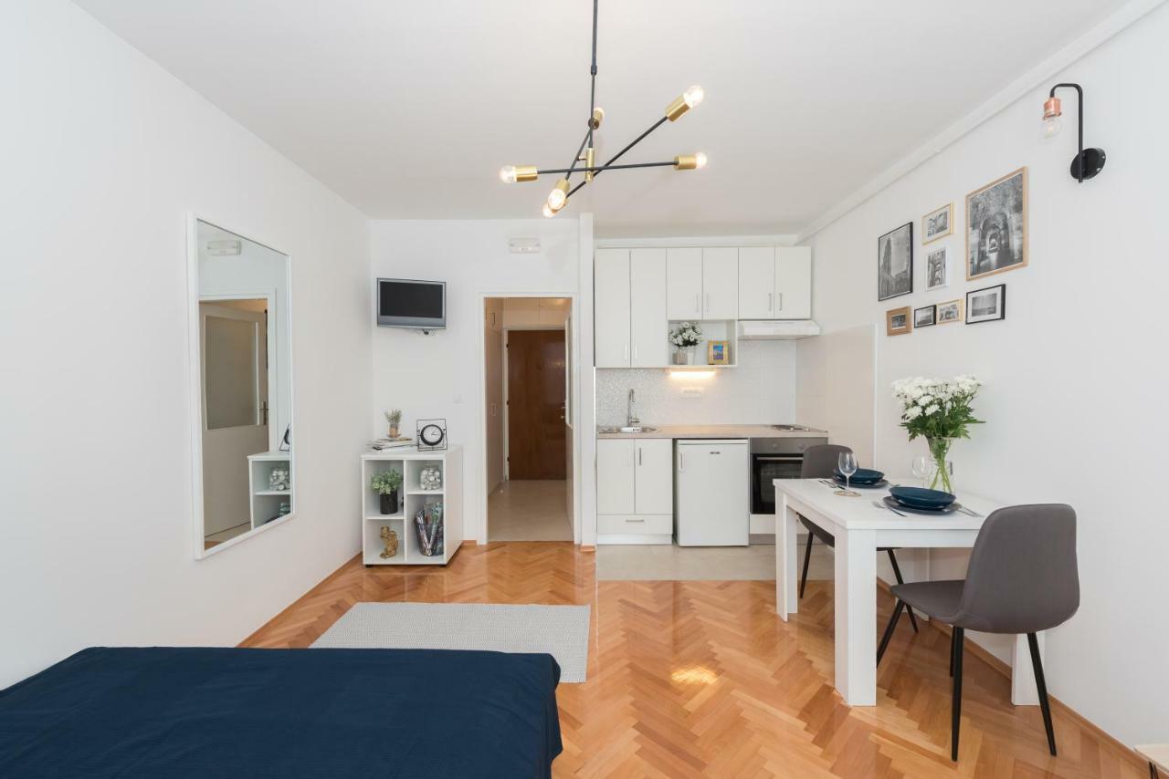 Apartment Var Split Zewnętrze zdjęcie